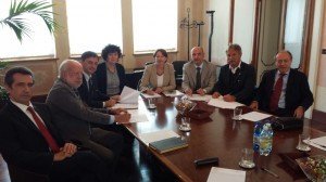 COMPAGNO mediocredito_firma accordo parchi scientifici e incubatori 28.7.2014