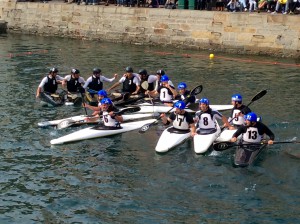( le due squadre prima dell'inizio della finale)