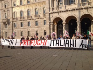 Profughi_manifestazione_piazza_unità_19.6.2015