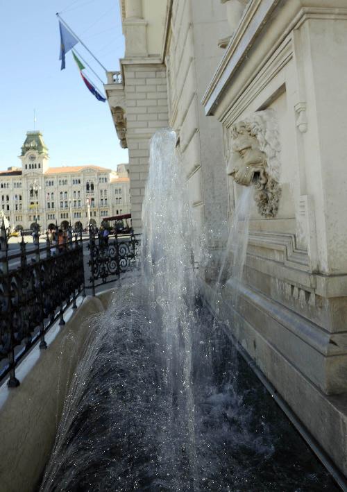 Fontana Regione