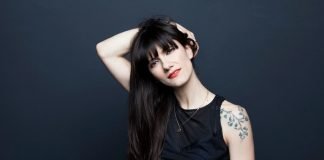 “Diari Aperti Tour”: le “poesie intimiste” di Elisa al Politeama Rossetti il 19 aprile