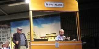 “Troppo Triestini”: un bus, sei passeggeri (Flavio Furian) e un autista-artista (Maxino)