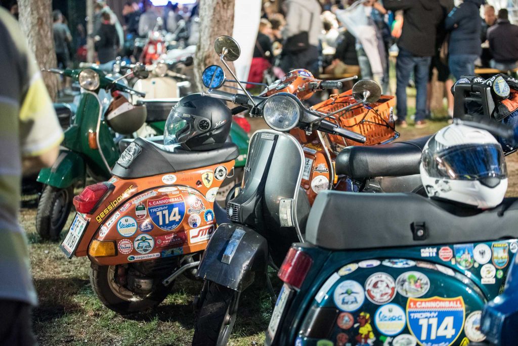 giadagenzo-raduno-vespa-trieste-gatti-randagi-agosto-2019-840