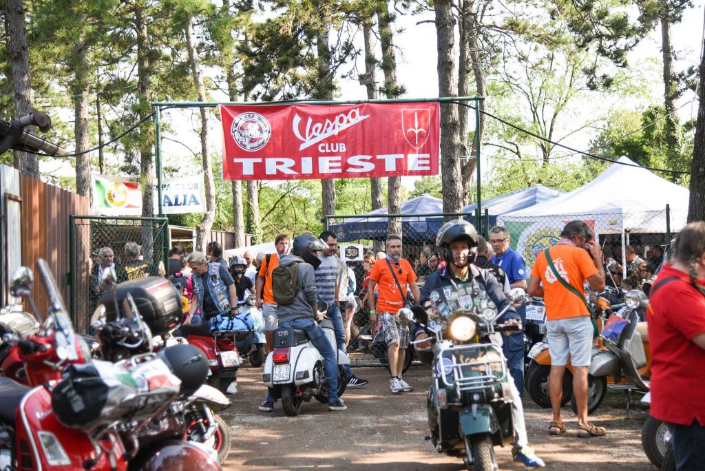 giadagenzo-raduno-vespa-trieste-gatti-randagi-agosto-2019-959