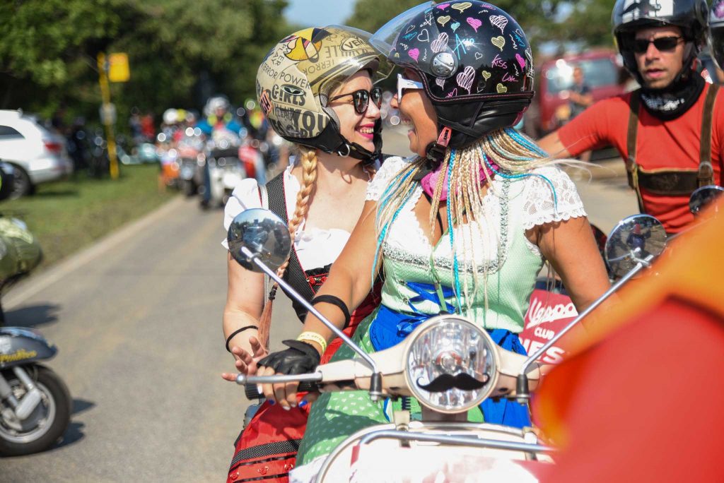 giadagenzo-raduno-vespa-trieste-gatti-randagi-agosto-2019-997
