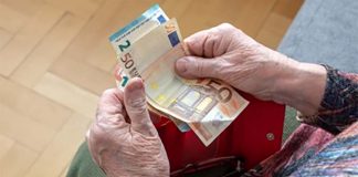 bonus anziani 850 euro
