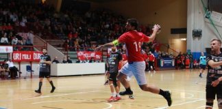 Pallamano, Trieste lotta ma deve arrendersi al Conversano: 30-31 il finale