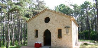 Sgarbi a Lignano, Santa Maria del Mare? Una splendida sorpresa.