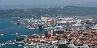koper capodistria slovenia - cronaca - cocaina - nave