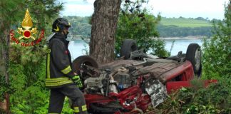 Nella mattinata di oggi autovettura precipita in scarpata. Incendio in un Kebab.