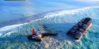 Mauritius, la Wakashio si è spezzata: sarà chiesto risarcimento all’armatore