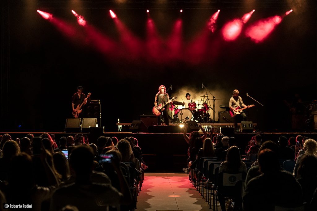triesteallnews-le-vibrazioni-lignano-sabbiadoro-2020-02