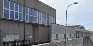 Aggressione davanti alla Scuola Caprin: ragazza 13enne all’ospedale