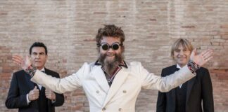 Villa Manin, dal 26 Giugno tornano i concerti. Presenti gli Extraliscio, i Coma Cose e lo Stato Sociale