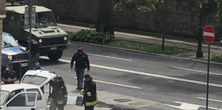 Trieste, auto in fiamme, paura in Largo Roiano