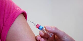 Terza dose tante richieste ma rallentano le prenotazioni