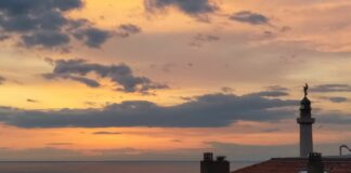 Cielo coperto e pioviggine, il meteo della vigilia di Natale