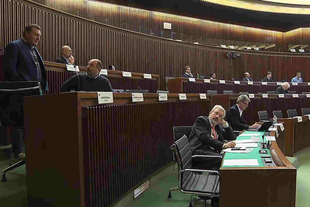 trieste@news-i-comm-aula-cons