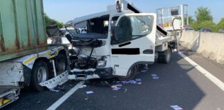 un mezzo pesante incidentato lungo l'autostrada a4 direzione trieste