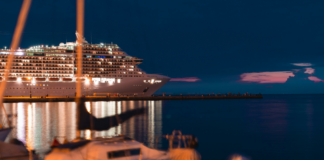 Crociera approda a Trieste di sera: turismo crocieristico in Friuli Venezia Giulia