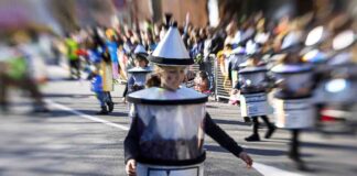 La sagra della frittata e il tributo alle donne. Il 71° Carnevale Muggesano mantiene la rotta mega frittata Carnevale muggesano
