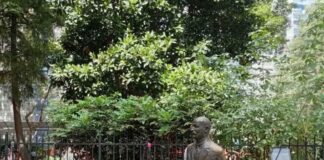 presidio femminicidio vandalizzato