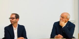 Cefalea cronica, svolta storica a Trieste. Nuovo progetto regionale promette cure più rapide ed efficaci per migliaia di pazienti VIDEO cefalea cronica, cura cefalea, Centro Cefalee Trieste, ASUGI, neuromodulazione non invasiva, mindfulness, Regione Friuli Venezia Giulia