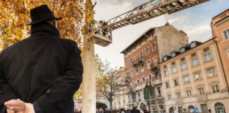 Fede e tradizione a Trieste, l’Infiorata dell’Immacolata con il sindaco Dipiazza in piazza Garibaldi Infiorata Trieste, Immacolata 2025, Roberto Dipiazza, Piazza Garibaldi, Beata Vergine Maria, Tradizioni religiose Trieste, Centro Italiano Femminile