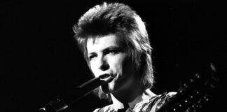 David Bowie, a dieci anni dalla scomparsa (2016-26). L’inclassificabile divo david bowie