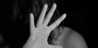 Violenza sulle donne, manifesto positivo