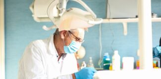 Caritas Trieste, ambulatorio odontoiatrico, cure dentistiche gratuite, povertà sanitaria, volontariato sanitario, Asugi Trieste, Donk Humanitarian Medicine