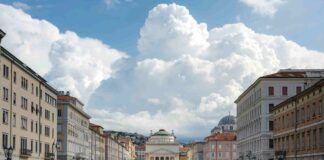 Piazza Ponterosso, weekend a Trieste