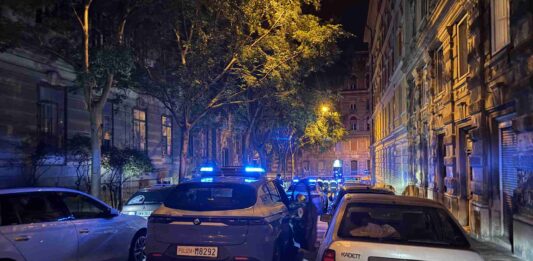 piazza Garibaldi, Trieste, maxi rissa, forze dell’ordine, violenza urbana, cronaca Trieste, sicurezza urbana