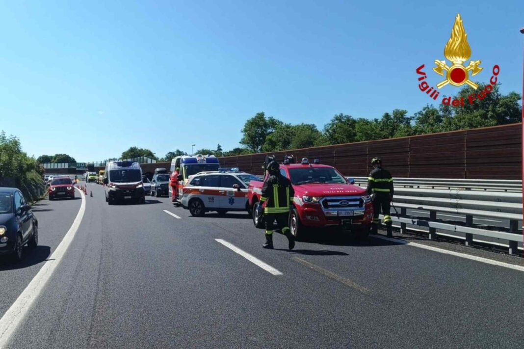incidente A4, Duino Aurisina, tamponamento autostrada, traffico A4, Vigili del fuoco, Polizia Stradale, Trieste