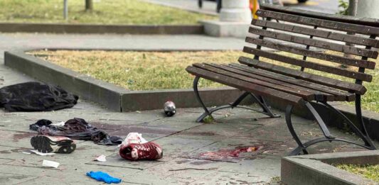 Piazza Libertà, Trieste, degrado urbano, accoltellamento, sicurezza, stazione centrale, violenza urbana