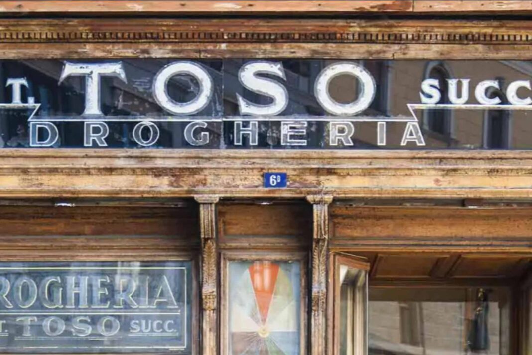 Facciata della Drogheria da Toso; rassegna 