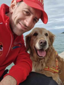 Bau Beach Trieste, Barcola, cani in spiaggia, caldo cani, benessere animale, Cani Salvataggio Trieste, Emanuele Esposito