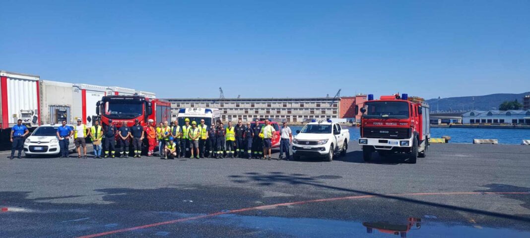 Porto di Trieste, Molo VI, esercitazione antincendio, Samer Seaports, Croce Rossa Italiana, Pompieri Volontari, sicurezza portuale