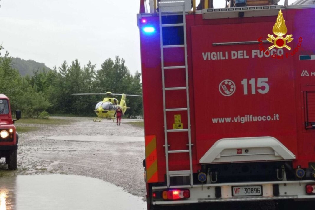 Tagliamento, Osoppo, Vigili del fuoco, soccorsi, cronaca Udine, incidenti fluviali, elisoccorso