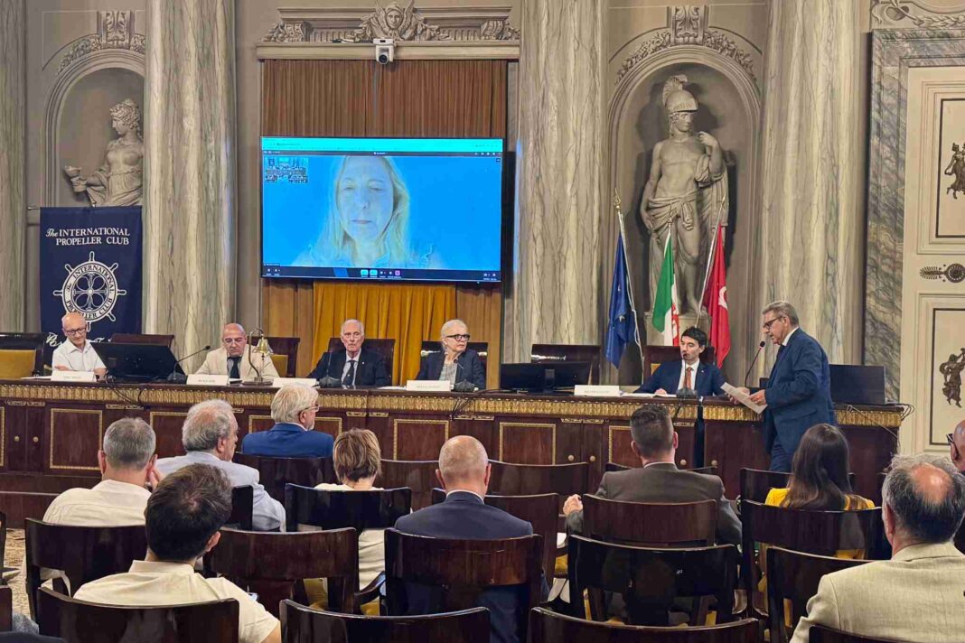 Terre rare, Trieste, Porto di Trieste, Logistica, Economia circolare, Materie prime critiche, Trasporti marittimi