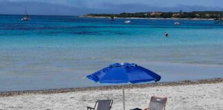 estate, sardegna, punta Molentis, ombrelloni, divieto, incendio doloso, tutela del territorio