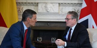Starmer e Sanchez insieme nel 2025