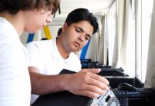 Formazione professionale IeFP, in FVG otto ambiti per i nuovi percorsi 4+2 studenti del CIOFS Trieste indirizzo informatico