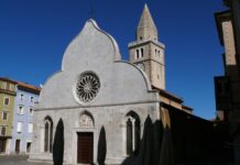 Muggia diventa ‘Piazza della Pace’: un programma di incontri, mostre e preghiera per costruire fraternità Duomo di Muggia, Piazza della Pace
