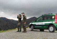 Federcaccia FVG, al via le iscrizioni al corso per Guardie venatorie volontarie Due guardie venatorie in servizio, Federcaccia FVG