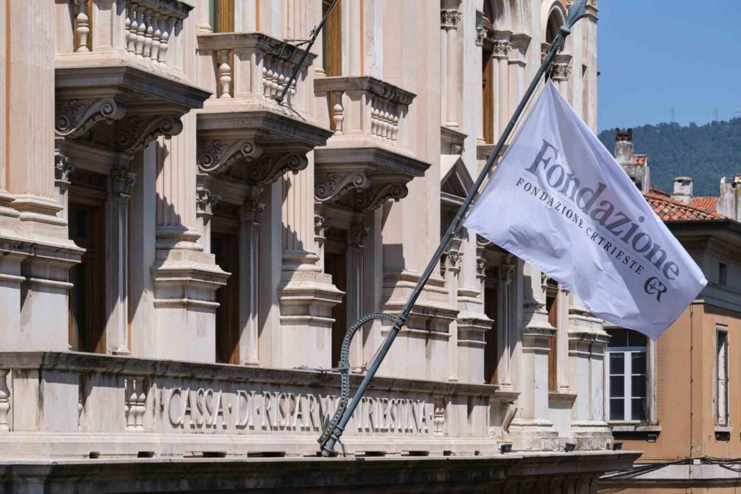 Bandiera della Fondazione CRTrieste
