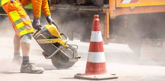Lavori in corso in Via Commerciale