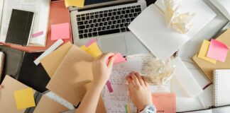 Gli appunti di una ragazza che si prepara all'esame di maturità 2026