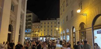 Trieste, piazza Verdi, manifestazione pro Palestina, Israele, forze dell'ordine, concerto klezmer, ordine pubblico