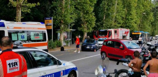 Barcola, Trieste, incidente stradale, Topolini, Fiat Panda, Audi, soccorsi